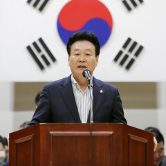 최성운 의장, 부천시의회 의장기 배드민턴대회 참가선수 격려